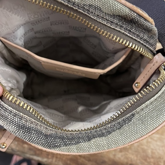 Michael Kors Flight Crossbody Bag - Picture 3 of 5